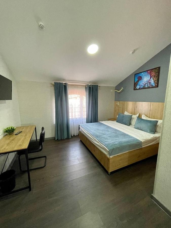 Bobur Hotel Ташкент Экстерьер фото