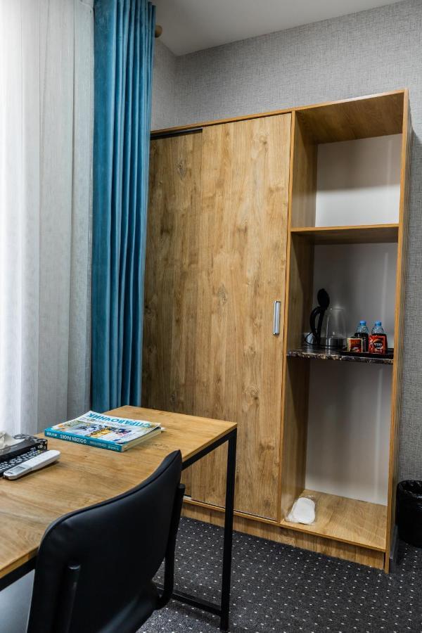 Bobur Hotel Ташкент Экстерьер фото
