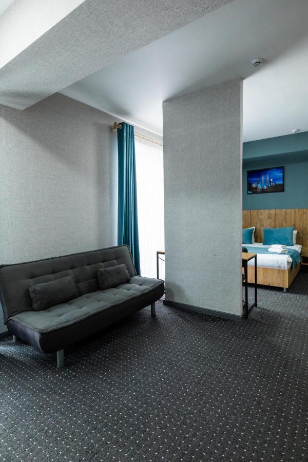 Bobur Hotel Ташкент Экстерьер фото