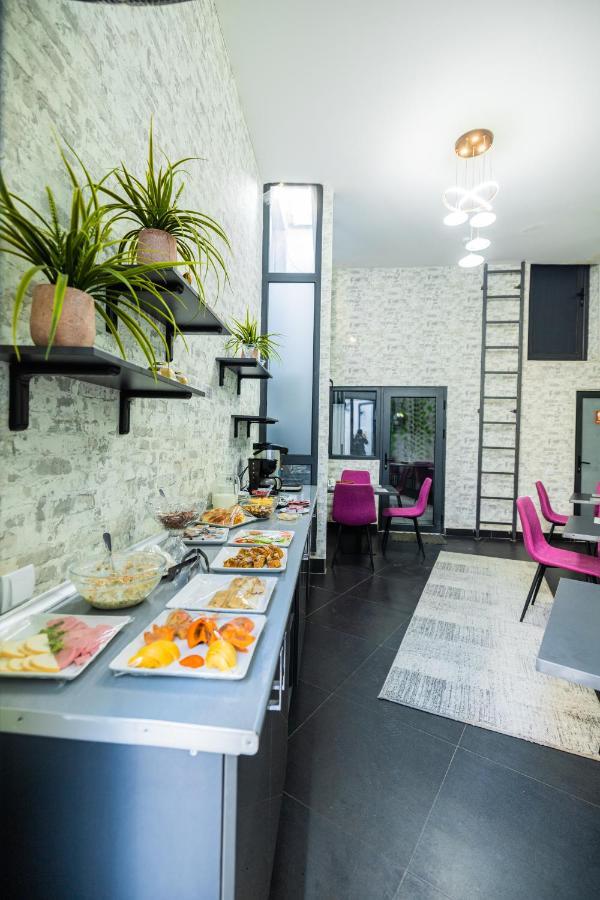 Bobur Hotel Ташкент Экстерьер фото