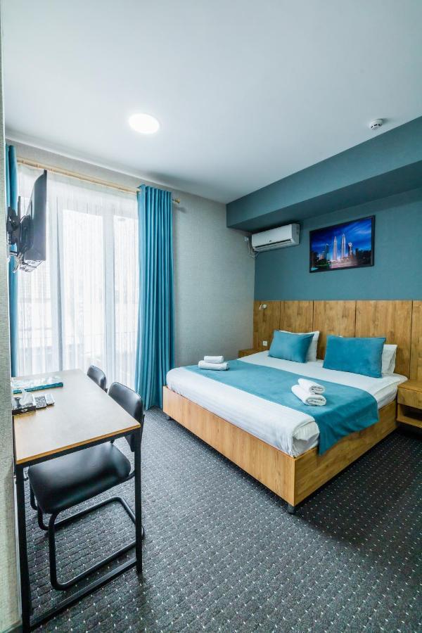 Bobur Hotel Ташкент Экстерьер фото